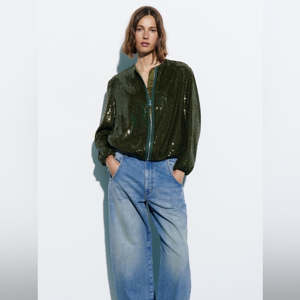 New Green soft sequence bomber jacket zippered Sz L